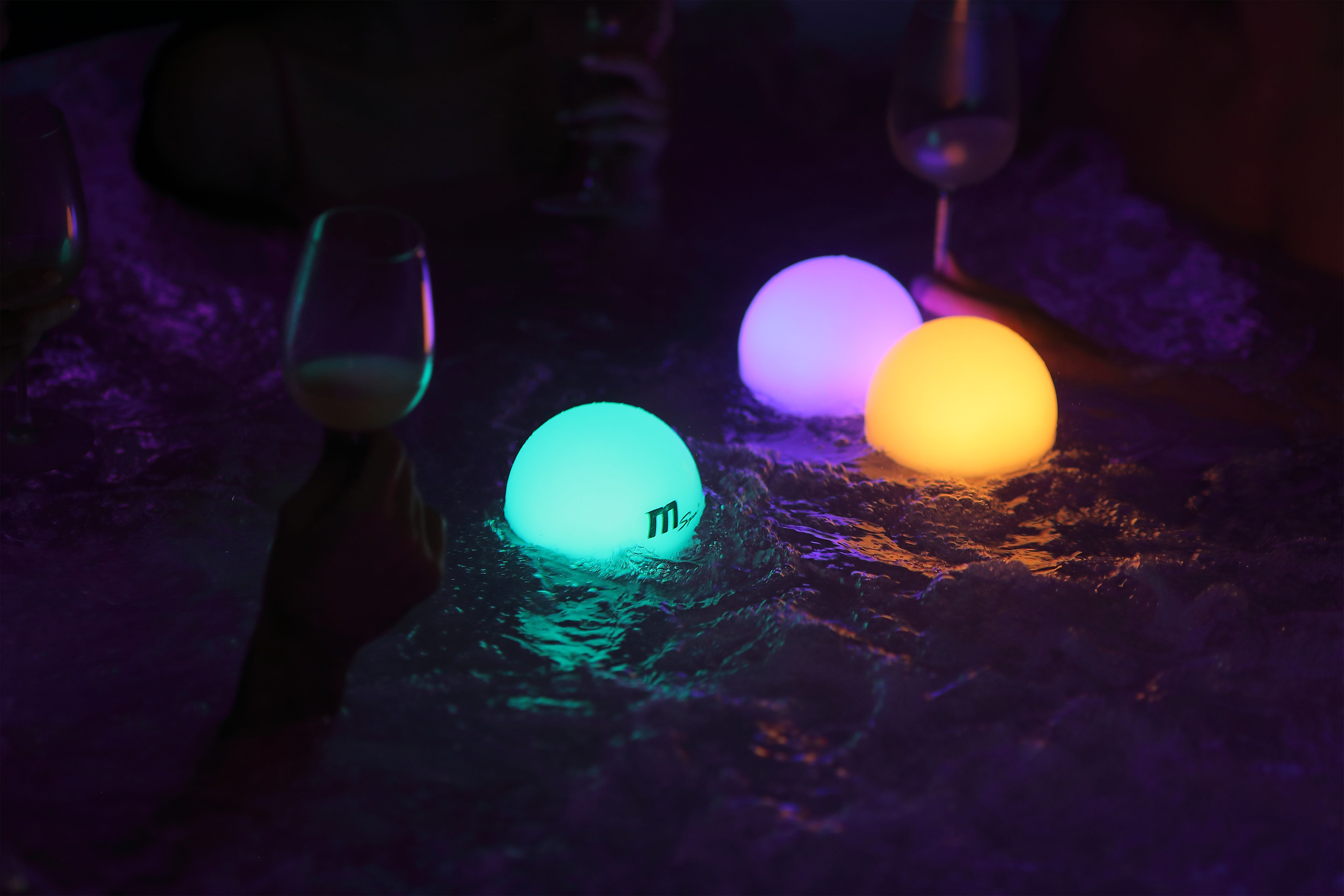 MSPA LED Floating Lampe mit Farbwechsel