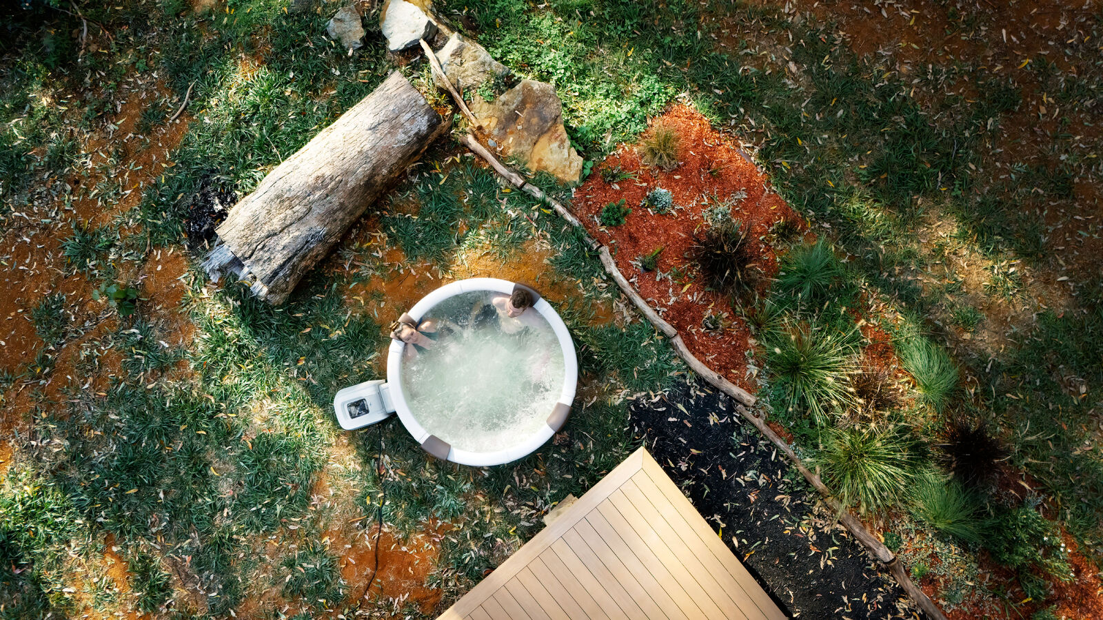 MSpa Whirlpool ROVA 2026 inkl. App, LED, 8 Hydromassagedüsen, 130 Luftdüsen