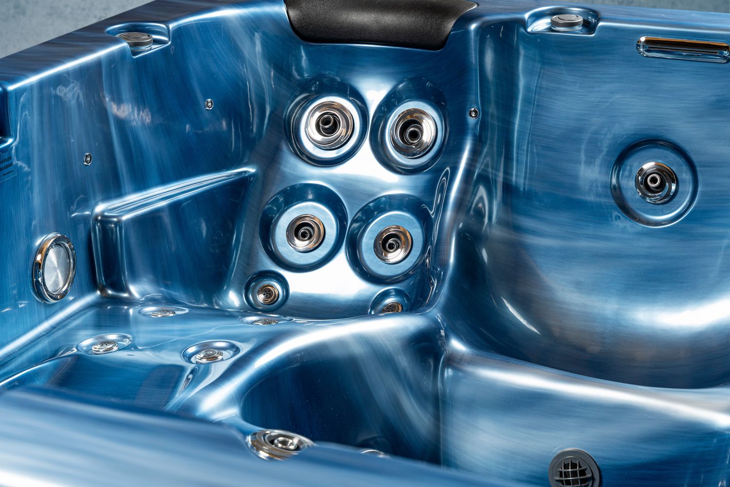 Bellagio American XXL Whirlpool Torina Ocean Blue Teak | Indoor & Outdoor Pool Bellagio American XXL Whirlpool Torina Ocean Blue Teak | Indoor & Outdoor Pool