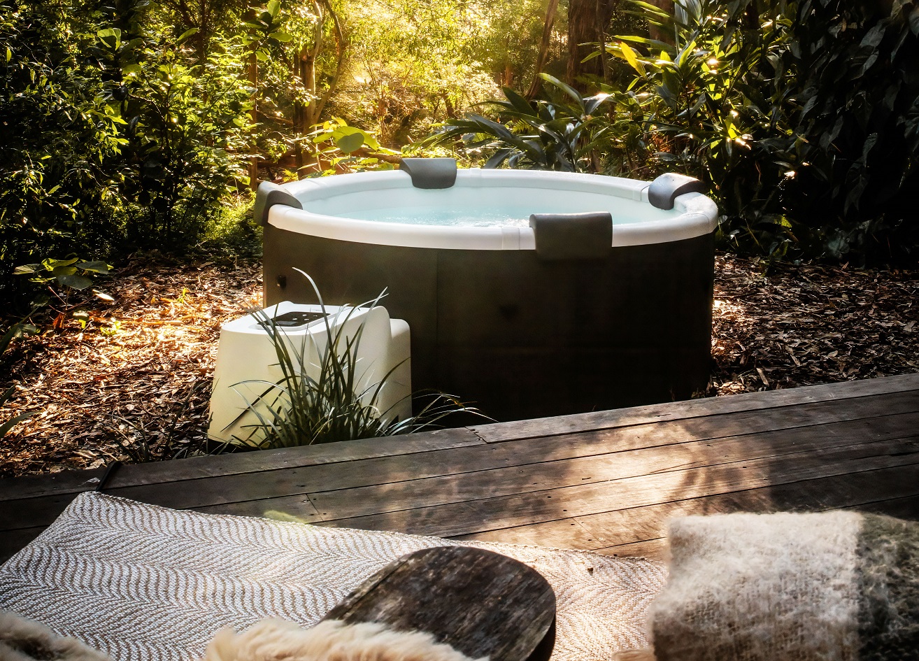 MSpa Whirlpool DENVER 2026 inkl. App, LED, 8 Hydromassagedüsen, 130 Luftdüsen