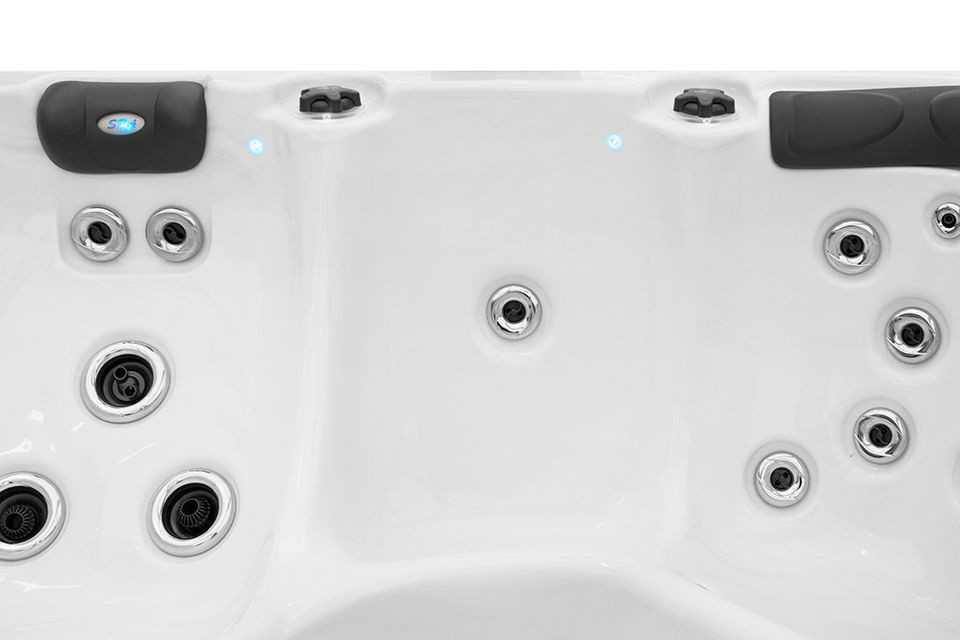 PassionSpa Whirlpool XL Relax + WiFi | Indoor & Outdoor Pool