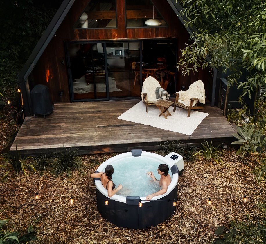 MSpa Whirlpool DENVER 2026 inkl. App, LED, 8 Hydromassagedüsen, 130 Luftdüsen