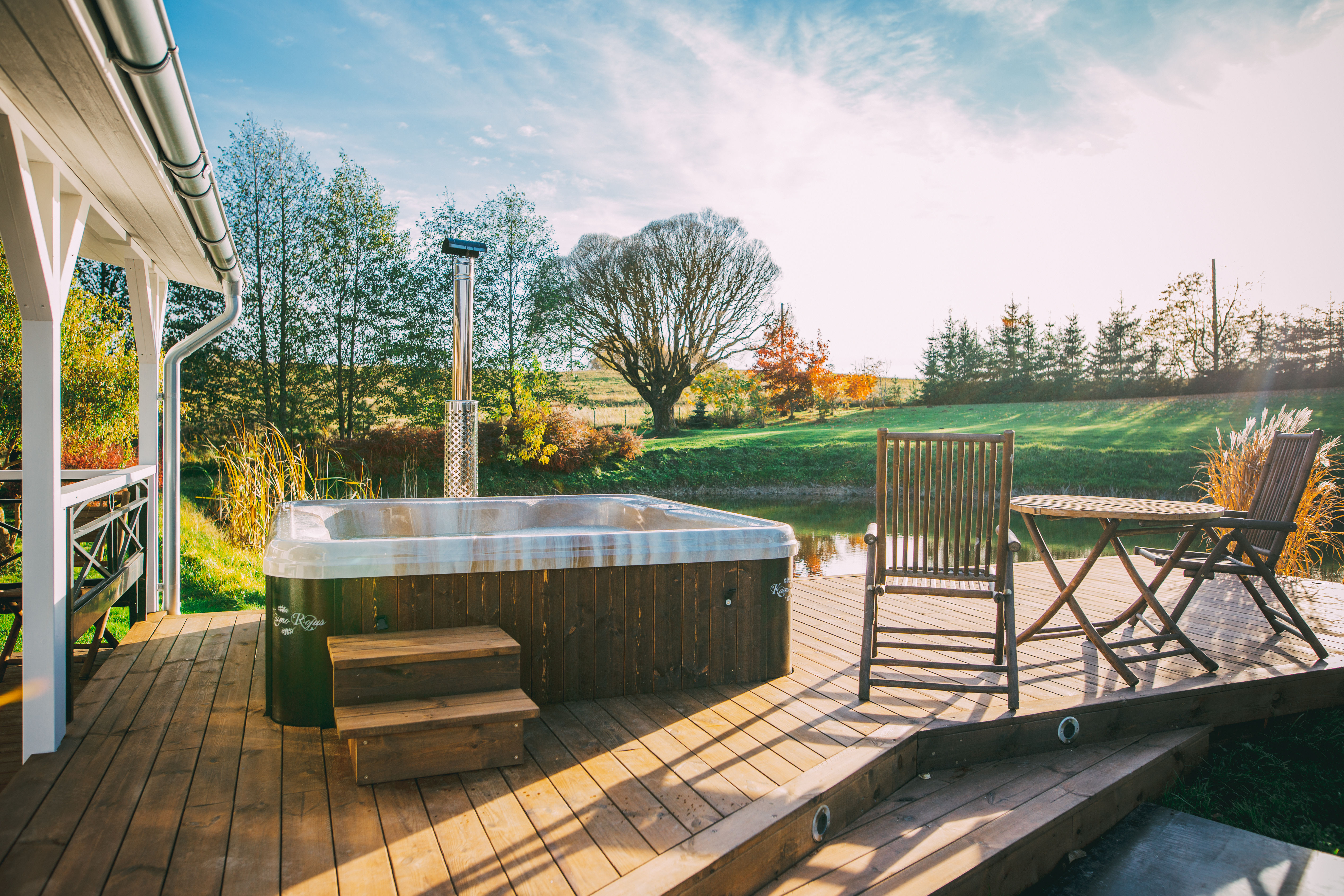 Hot Tub XXL Whirlpool mit Holzofen MINAVIDA MONACO Pool mit Ofen ökologisch Heizen inkl. LED, Hydromassagedüsen Massagefunktionen Thermoholz 6 Personen Hot Tub XXL Whirlpool mit Holzofen MINAVIDA MONACO Pool mit Ofen ökologisch Heizen inkl. LED, Hydromassagedüsen Massagefunktionen Thermoholz 6 Personen