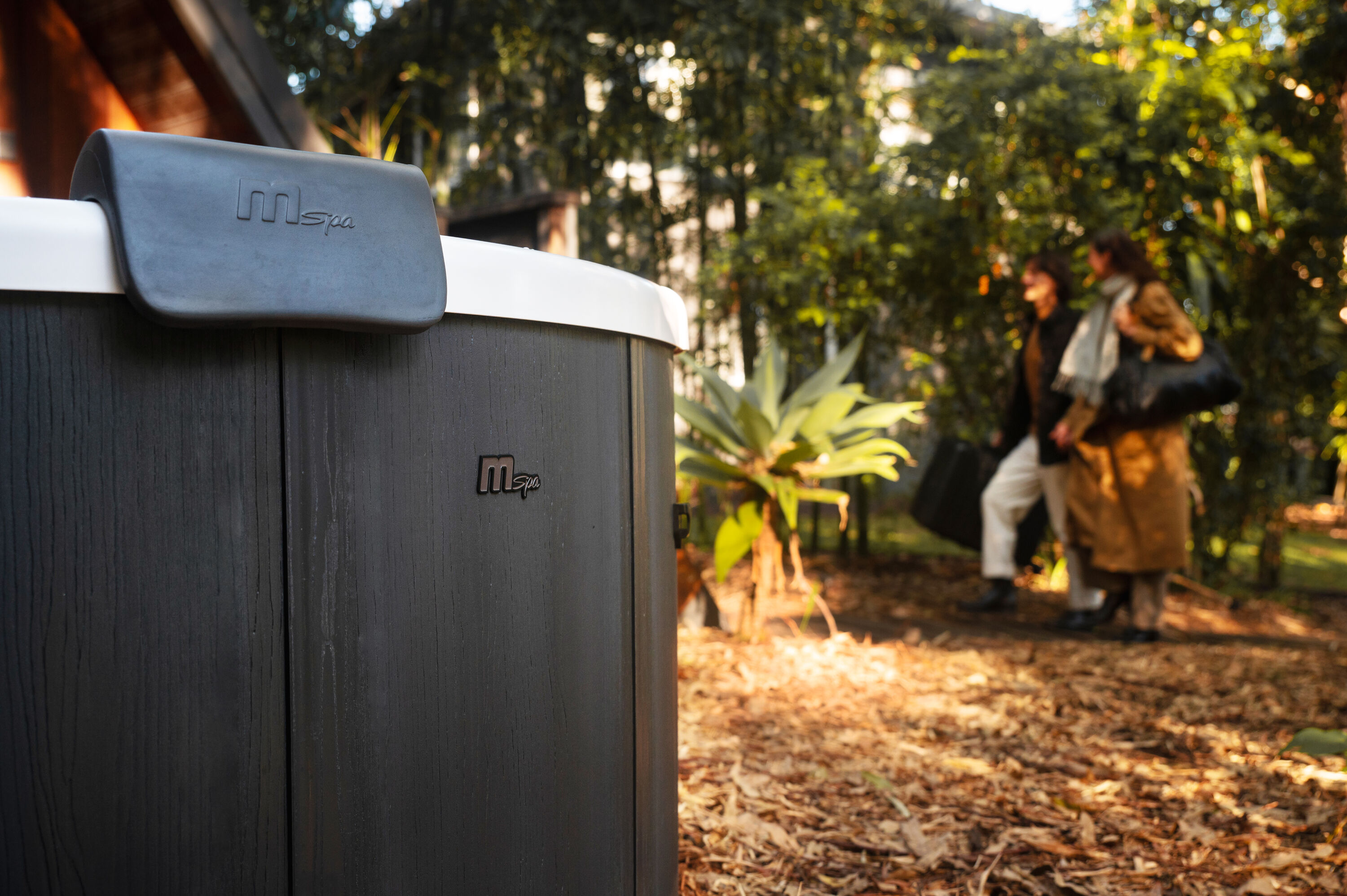 MSpa Whirlpool DENVER 2026 inkl. App, LED, 8 Hydromassagedüsen, 130 Luftdüsen