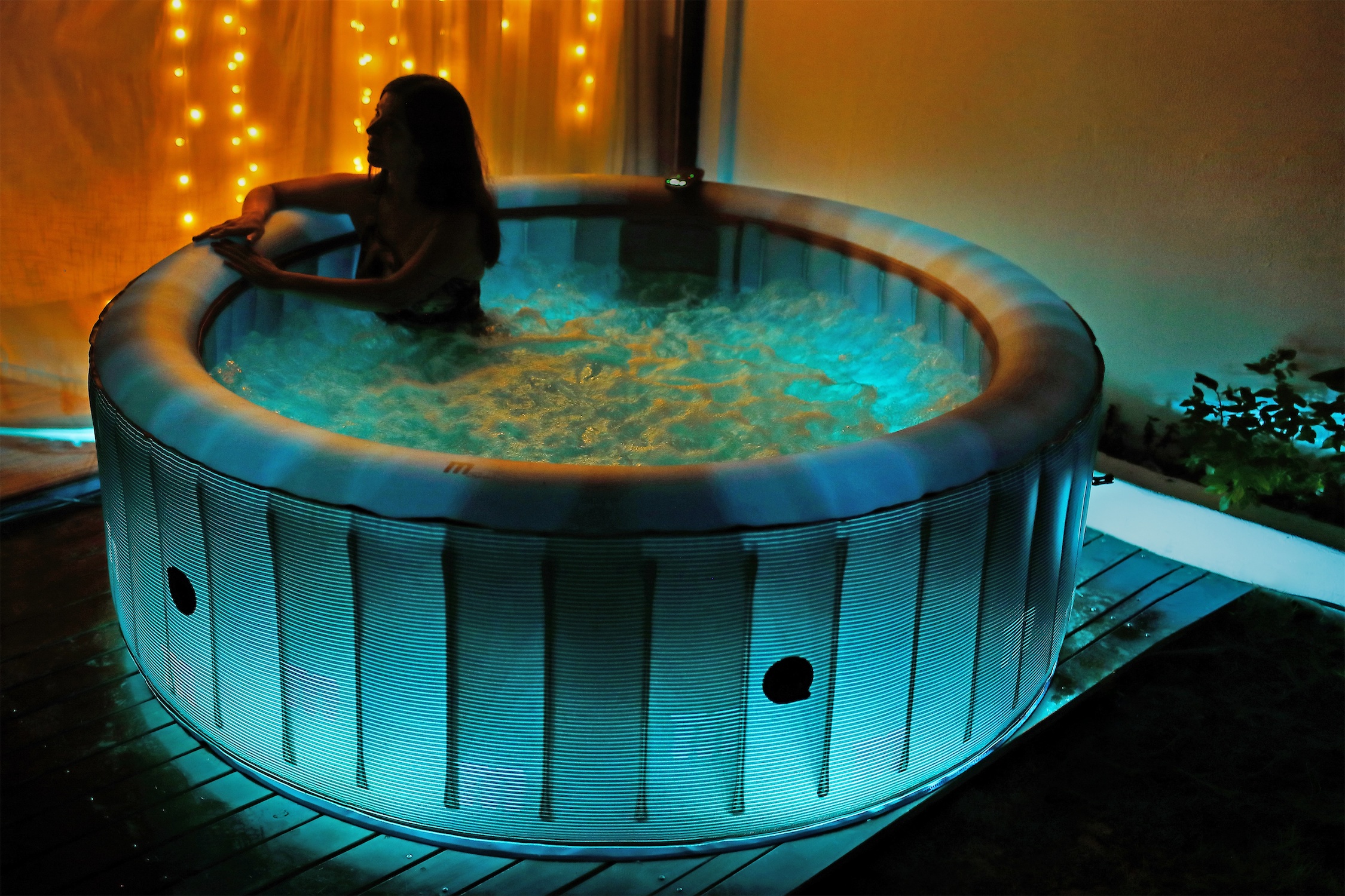 Aufblasbarer Whirlpool MSPA Starry neues Modell 2023 Outdoor Pool XXL 6 Personen LED Aufblasbarer Whirlpool MSPA Starry neues Modell 2023 Outdoor Pool XXL 6 Personen LED