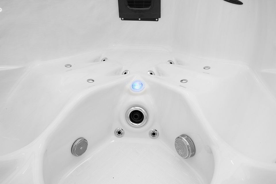 PassionSpa Whirlpool XL Relax + WiFi | Indoor & Outdoor Pool