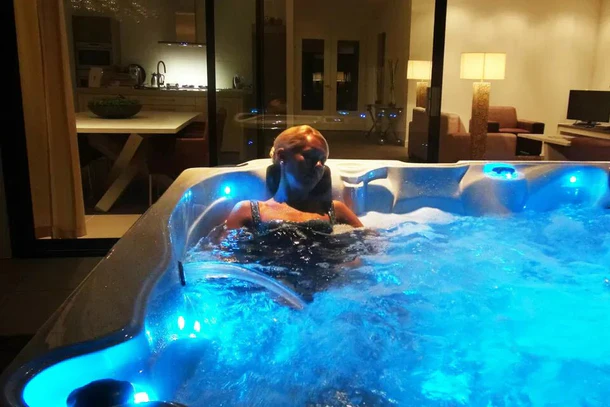 PassionSpa Whirlpool REPOSE 254 x 204 x 85 cm - XXL / bis zu 6 Personen - Farbe: Anthrazit
