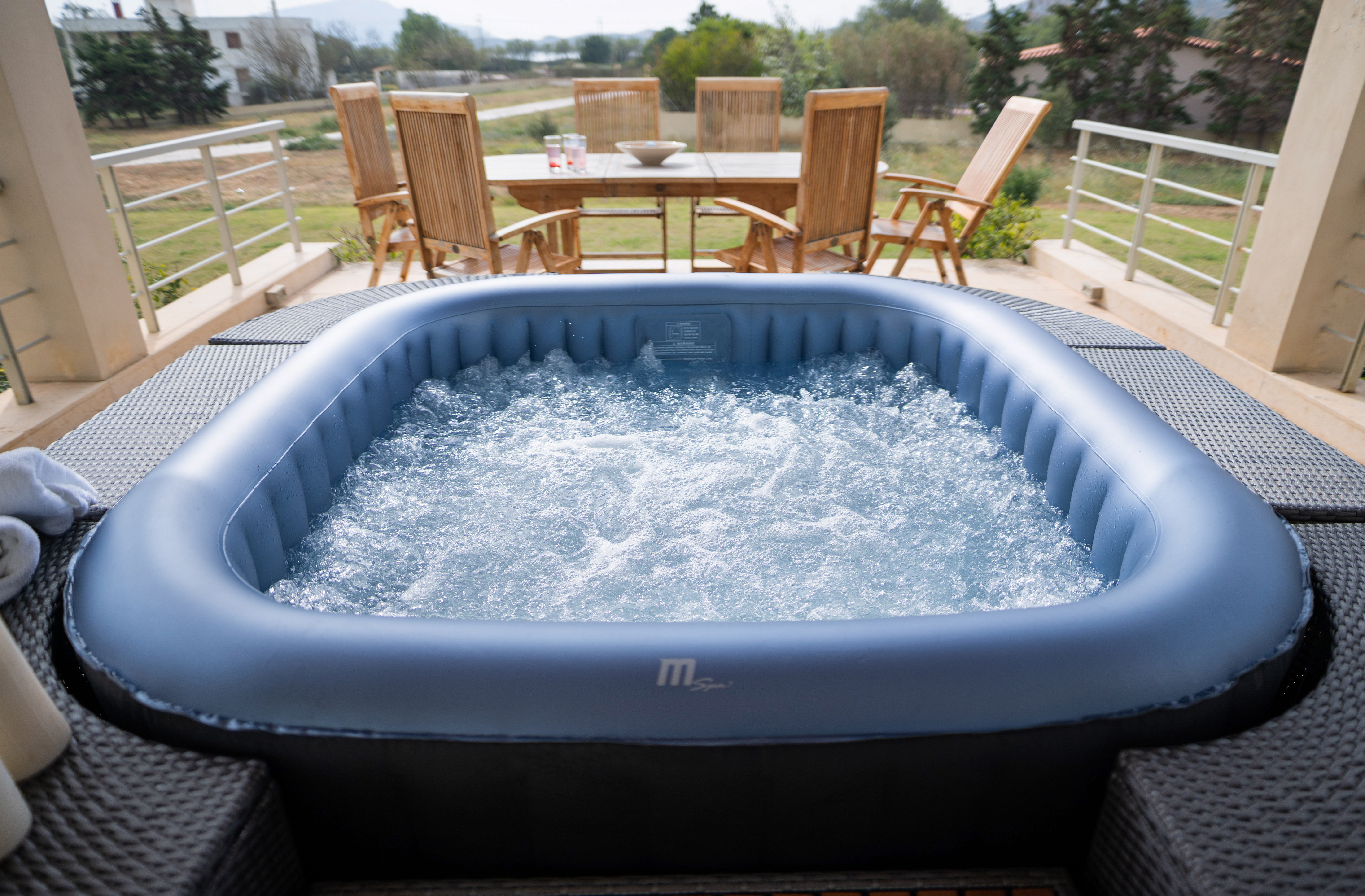 MSPA Whirlpool TEKAPO Comfort für 4 Personen C-TE041 aufblasbar Indoor- & Outdoor Pool MSPA Whirlpool TEKAPO Comfort für 4 Personen C-TE041 aufblasbar Indoor- & Outdoor Pool